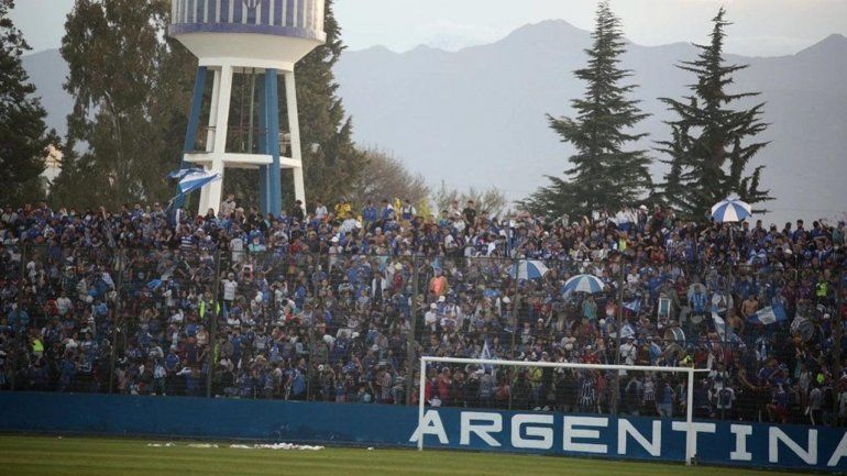 Polémico festejo en Godoy Cruz por los 100 años del club