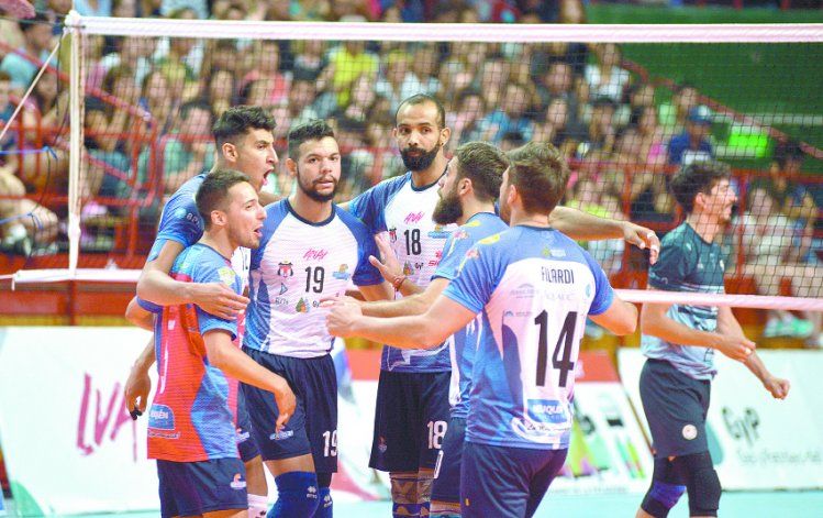 Gigantes busca regresar al triunfo ante Ciudad Vóley