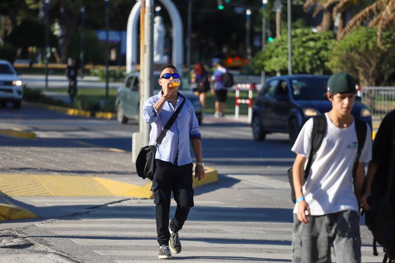 Calor y viento en Neuquén.
