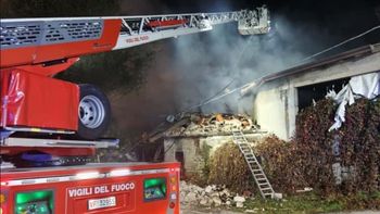 Iban a ser desalojados, provocaron una explosión y mataron a tres carabineros en Italia. Iban a ser desalojados, provocaron una explosión y mataron a tres carabineros en Italia.