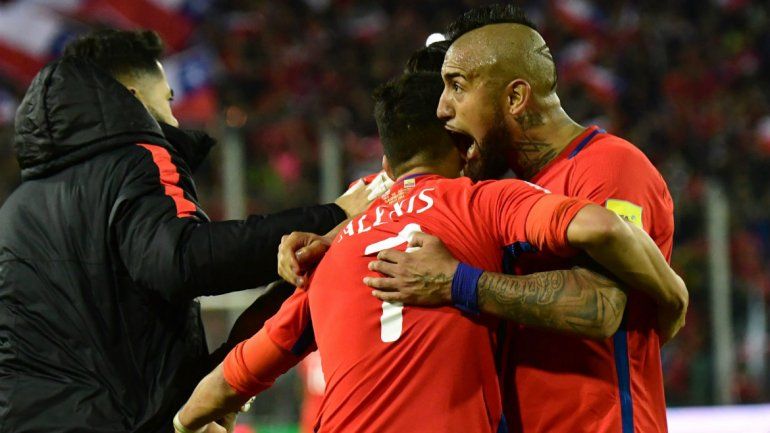 Chile le ganó 2 a 1 a Ecuador y Colombia cayó con Paraguay