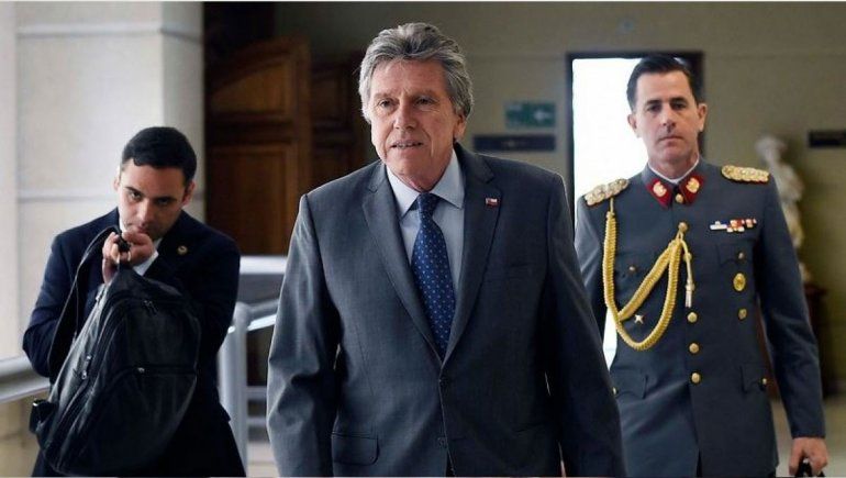 El gobierno de Piñera justifica el uso de las armas en Chile