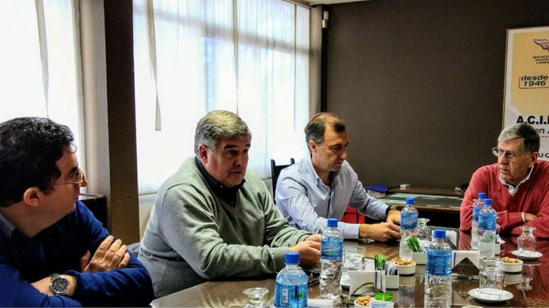 Luz: Nicola explicó su idea para bajar tarifas en Acipan