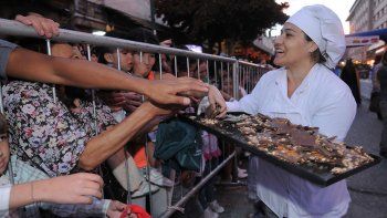 bariloche espera a los turistas con la fiesta del chocolate bariloche espera a los turistas con la fiesta del chocolate