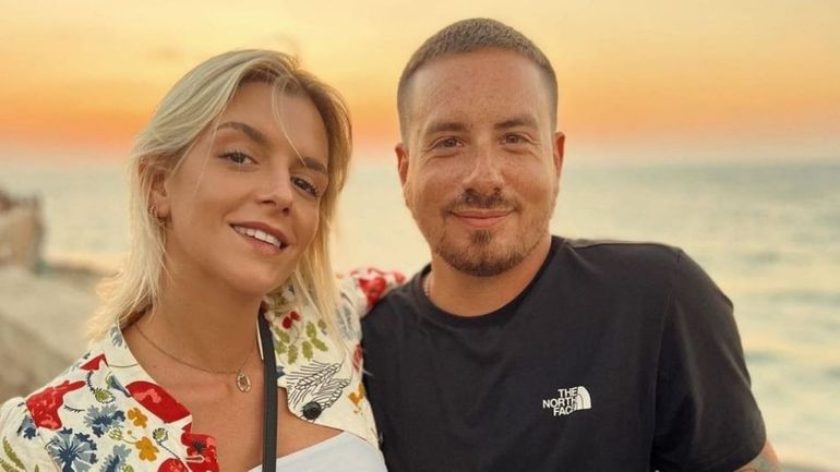 El actor con Sofía Aldrey, su ex novia, quien al enterarse de las infidelidades de Bal hizo trascender los escandalosos chats