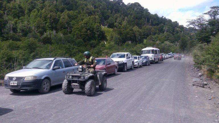 El fin de semana comenzó a notarse el flujo de vehículos argentinos hacia Temuco. Se esperan largas filas en los pasos entre hoy y mañana.