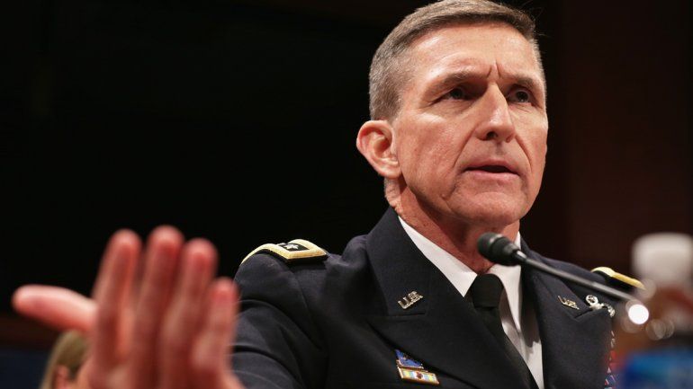 Renunció Michael Flynn, el consejero de Seguridad Nacional de Donald Trump