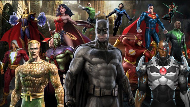 Se unen para producir podcasts sobre los superhéroes