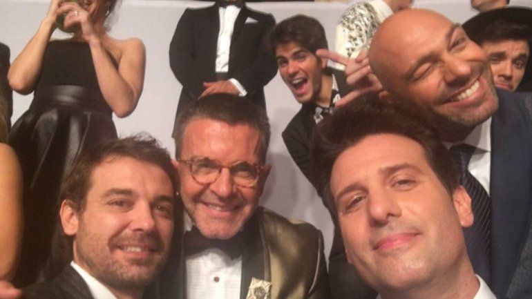 Los famosos se preparan para el certamen de baile.