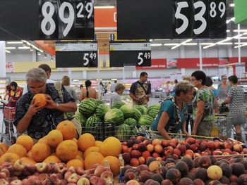 Las importaciones de frutas de Rusia desde occidente fueron reemplazadas por otros países amigos de Moscú.