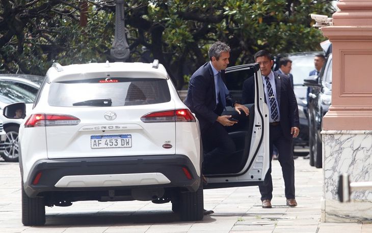 Menem salió golpeado esta semana. Desde sectores del Gobierno buscan nuevos referentes para agilizar la salida de la Ley Ómnibus en Diputados. Menem salió golpeado esta semana. Desde sectores del Gobierno buscan nuevos referentes para agilizar la salida de la Ley Ómnibus en Diputados.