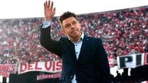 Marcelo Gallardo ya emprendió viaje a su nuevo destino. Marcelo Gallardo ya emprendió viaje a su nuevo destino.