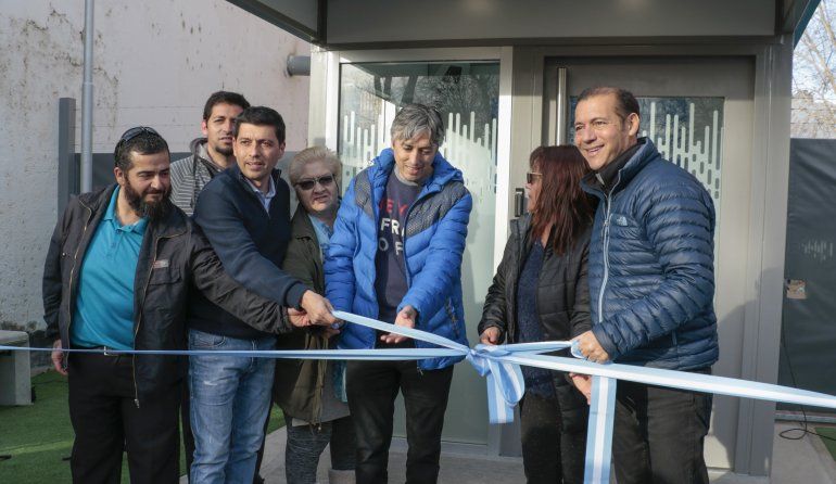 Gutiérrez inauguró un cajero del BPN en Villa María