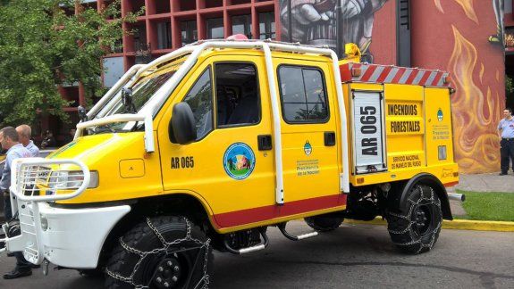 Nación envío 13 autobombas para combatir incendios forestales