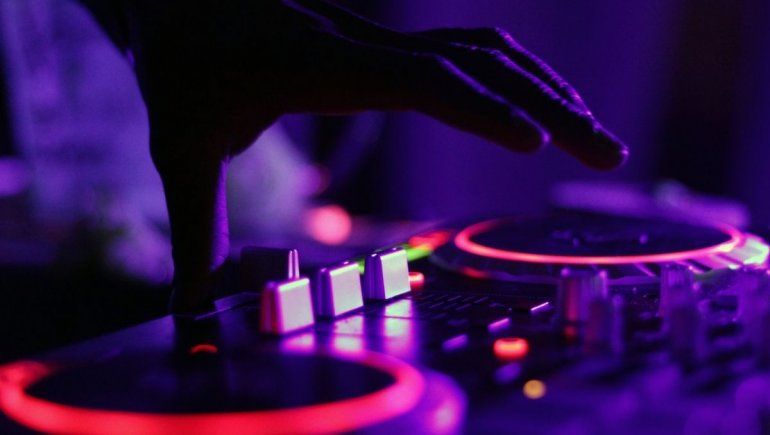 La reconocida fiesta BRESH llegó a Fernández Oro y fue furor