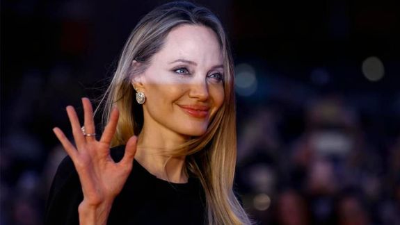 Angelina Jolie mostró sus cicatrices en la tapa de la revista Time