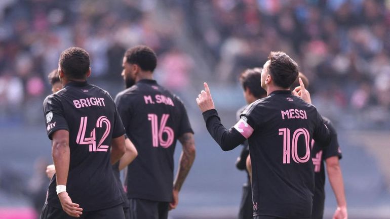 Al borde del récord: Lionel Messi llegó a los 71 goles de tiro libre y tiemblan dos brasileños