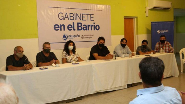 Gaido y su gabinete recibieron a vecinales en el barrio Limay