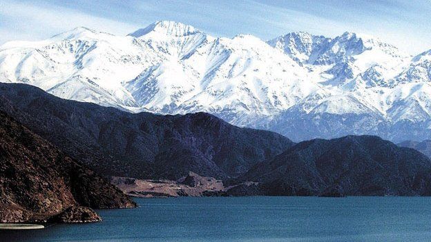 Dos muertos al caer un helicóptero que filmaba un reality de MTV