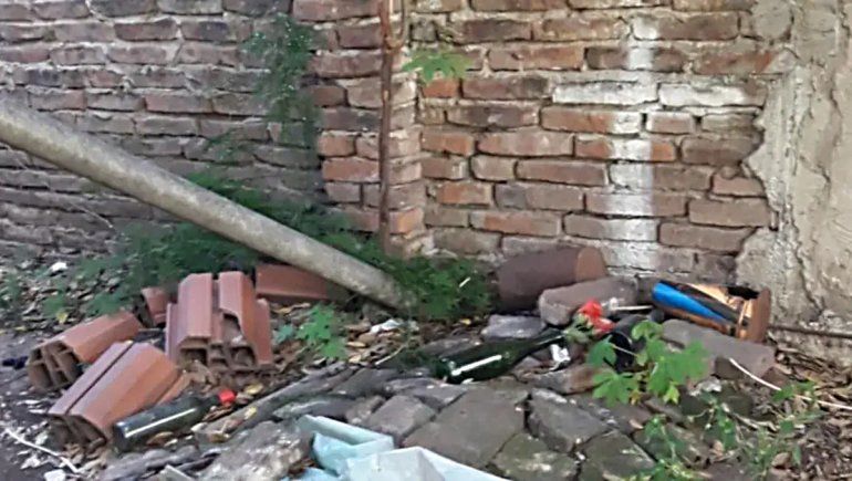 Convivió una década con su mamá enterrada