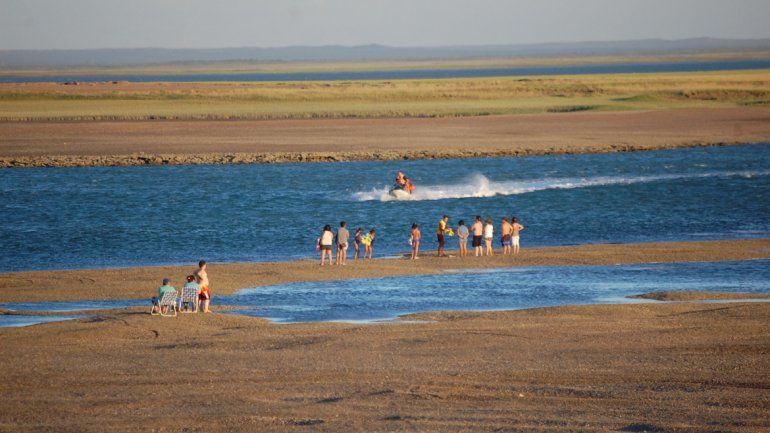 Los bancos de arena son atractivos para los turistas