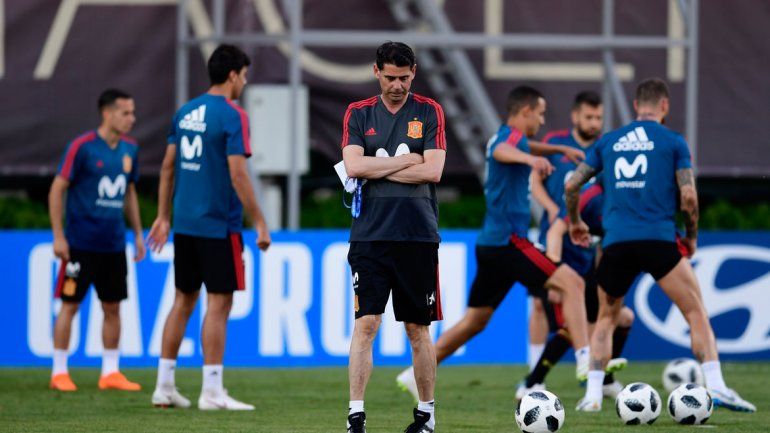 Lopetegui operó a espaldas de la federación española y lo echaron.