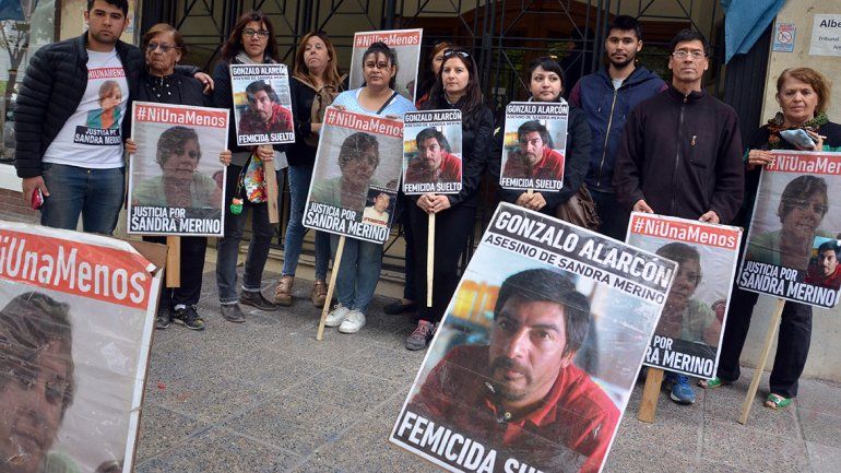 Familiares de Sandra Merino pidieron la detención de Alarcón Medina, quien sigue libre