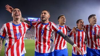 La selección de Paraguay busca ganarle al local. La selección de Paraguay busca ganarle al local.