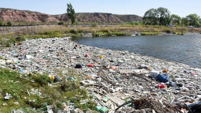 Del lugar ya se retiraron unos 40 mil kilos de basura de todo tipo.