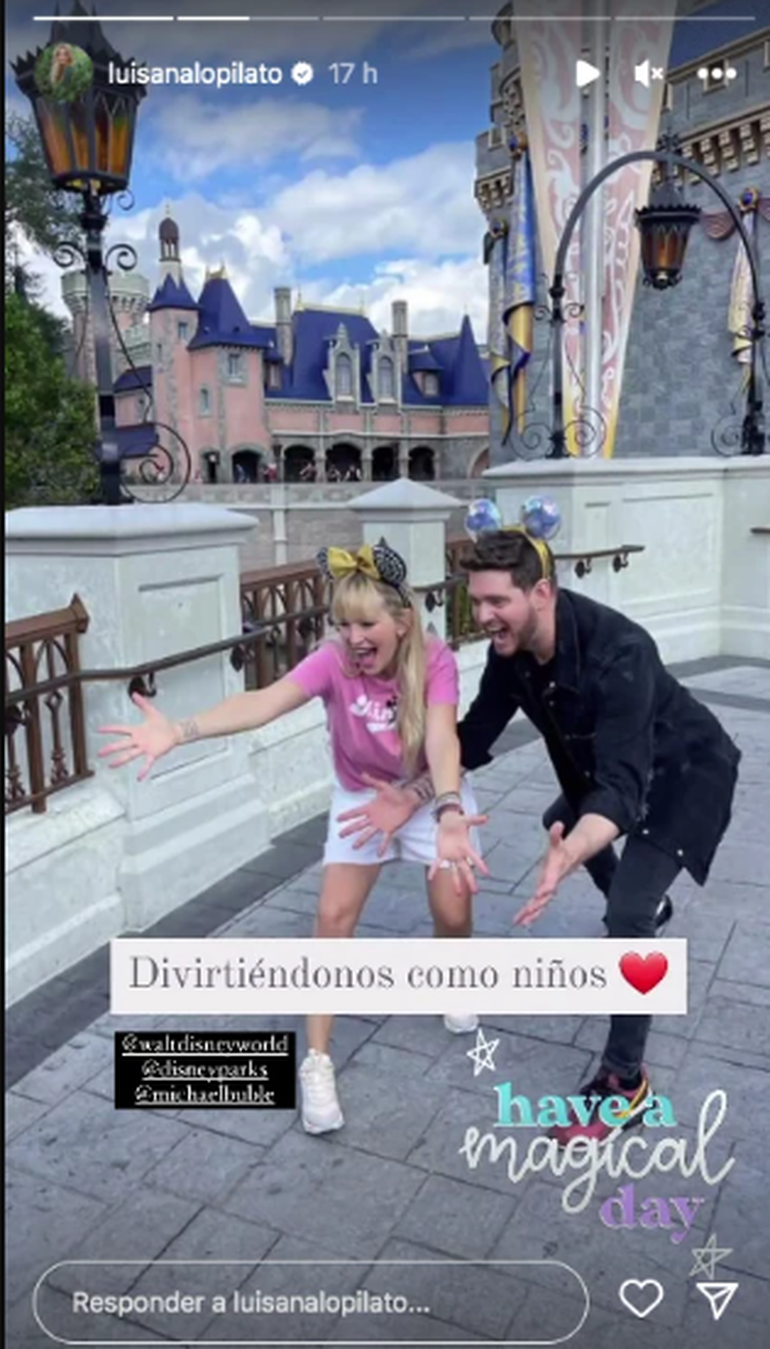 Junto a su marido, la actriz volvió por un rato a la infancia.