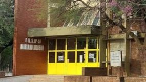 Tras el crimen de Ian Cabrera, la Escuela la Escuela N°40 Mariano Moreno, de San Cristóbal, Santa Fe, reabre sus puertas. | LM Neuquen Tras el crimen de Ian Cabrera, la Escuela la Escuela N°40 Mariano Moreno, de San Cristóbal, Santa Fe, reabre sus puertas.