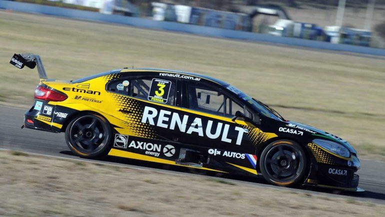 Leonel Pernía ganó la carrera clasificatoria del Súper TC2000 en La Pampa