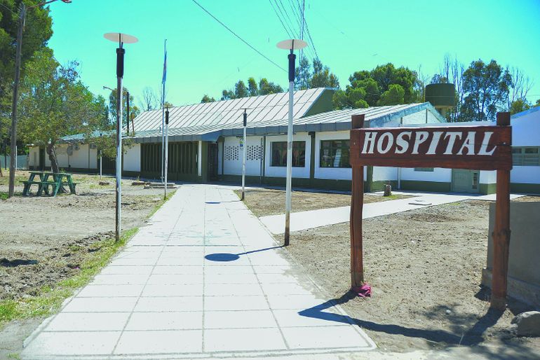 El hospital de Picún Leufú también tuvo una fuerte demanda de atención por casos de COVID.