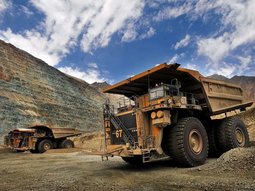 Cuatro provincias argentinas dependen de la minería para más del 80% de su comercio exterior total. Cuatro provincias argentinas dependen de la minería para más del 80% de su comercio exterior total.