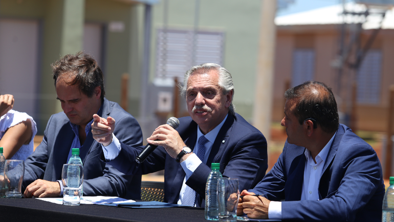 Fernández: Peleo mucho con mi ciudad para que deje de lado su opulencia