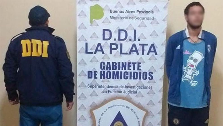 Tras un mes en coma, se despertó y denunció que su novio la empujó del balcón