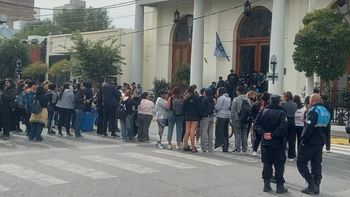 Abuso sexual entre nenes de una escuela de Chubut: No podían ir al baño del miedo que les daba. Abuso sexual entre nenes de una escuela de Chubut: No podían ir al baño del miedo que les daba.