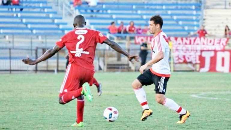 River cayó 3 a 1 ante América de Cali. Farías