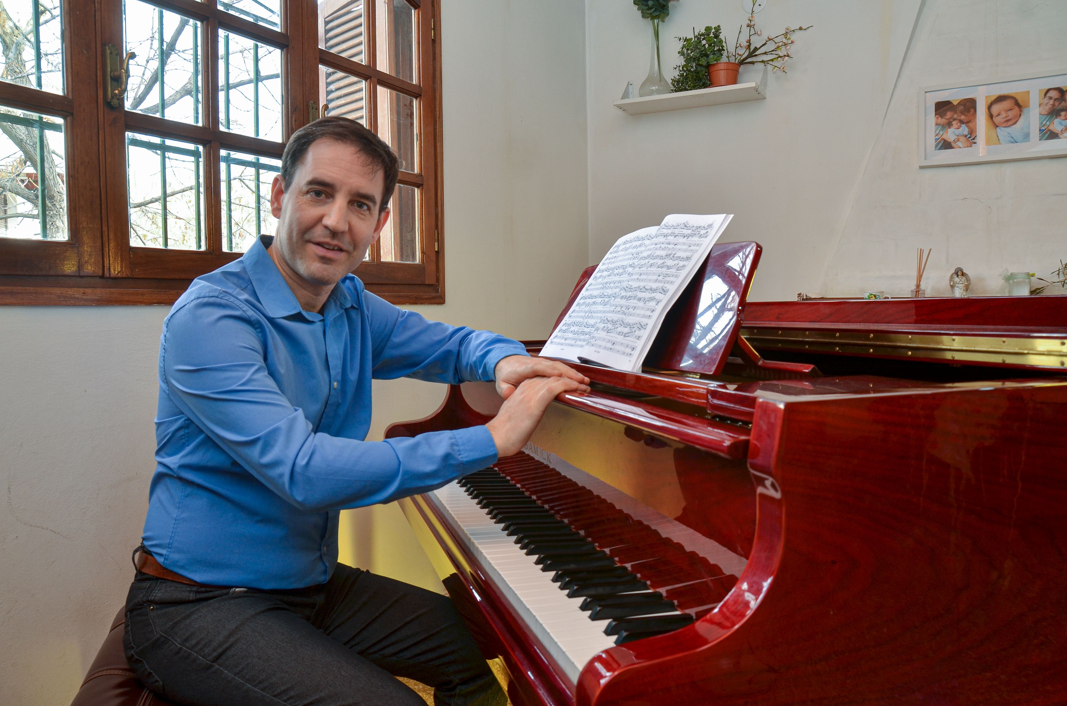 De las tandas de Canal 7 en los 90 con un piano a cuatro manos
