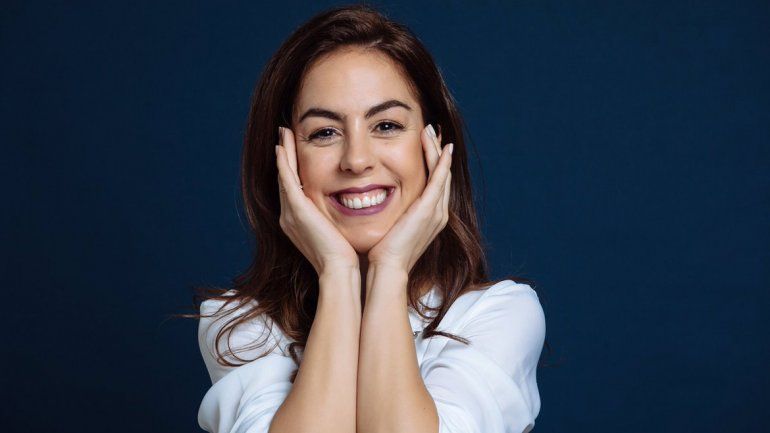 La candidata acusa de maltrato infantil quiere asumir