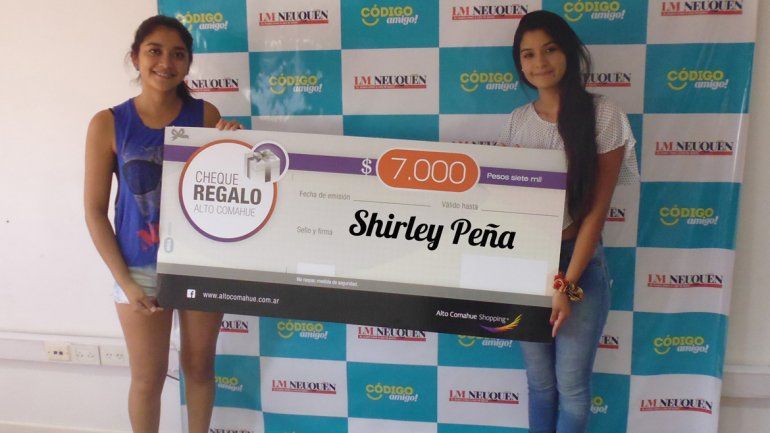 Vino acompañada de su amiga Daisy