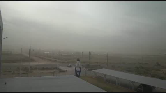 Fuerte temporal de viento en Rincón de los Sauces: hubo voladuras de techo