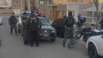un vivo barbaro: cargo nafta, se fue sin pagar y fue demorado tras una persecucion