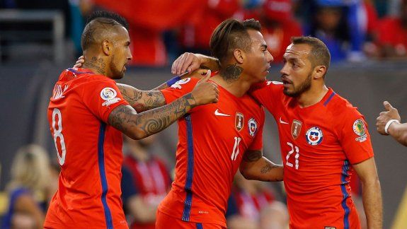 Vargas metió un doblete y fue una de las figuras del partido.&nbsp;