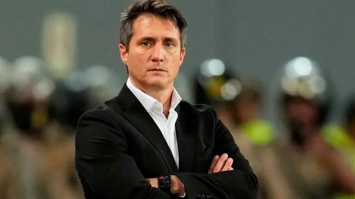 Cuál es el jugador ex River que insultó a Guillermo Barros Schelotto en medio de su presentación en Vélez