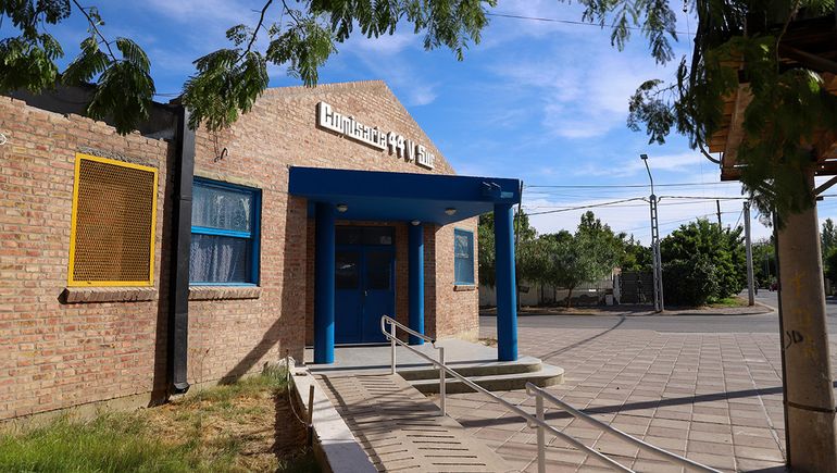 Vecinos con miedo: denuncian balaceras constantes en Valentina Sur, a una cuadra de la comisaría