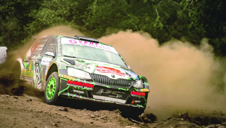 La 52° Vuelta de la Manzana se pone en marcha con la largada simbólica