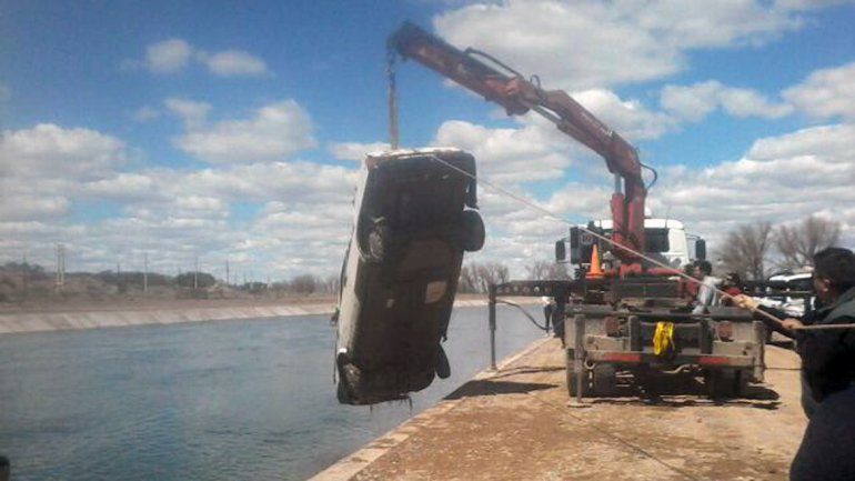 Un hombre murió esta mañana ahogado al caer a un canal de riego en Cinco Saltos.