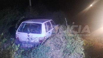 grave choque en ruta 7, a la altura de tratayen: un fiat uno impacto contra un caballo muerto grave choque en ruta 7, a la altura de tratayen: un fiat uno impacto contra un caballo muerto