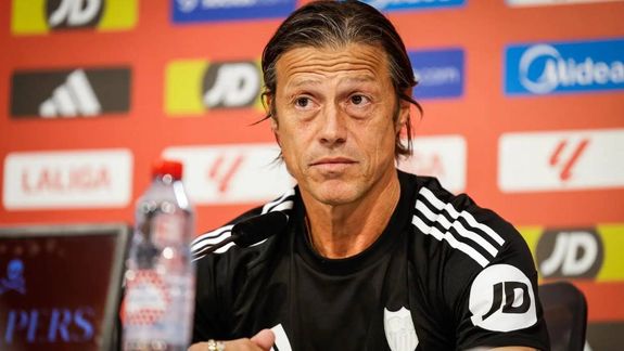 Matías Almeyda, ex entrenador de River y actual DT del Sevilla.